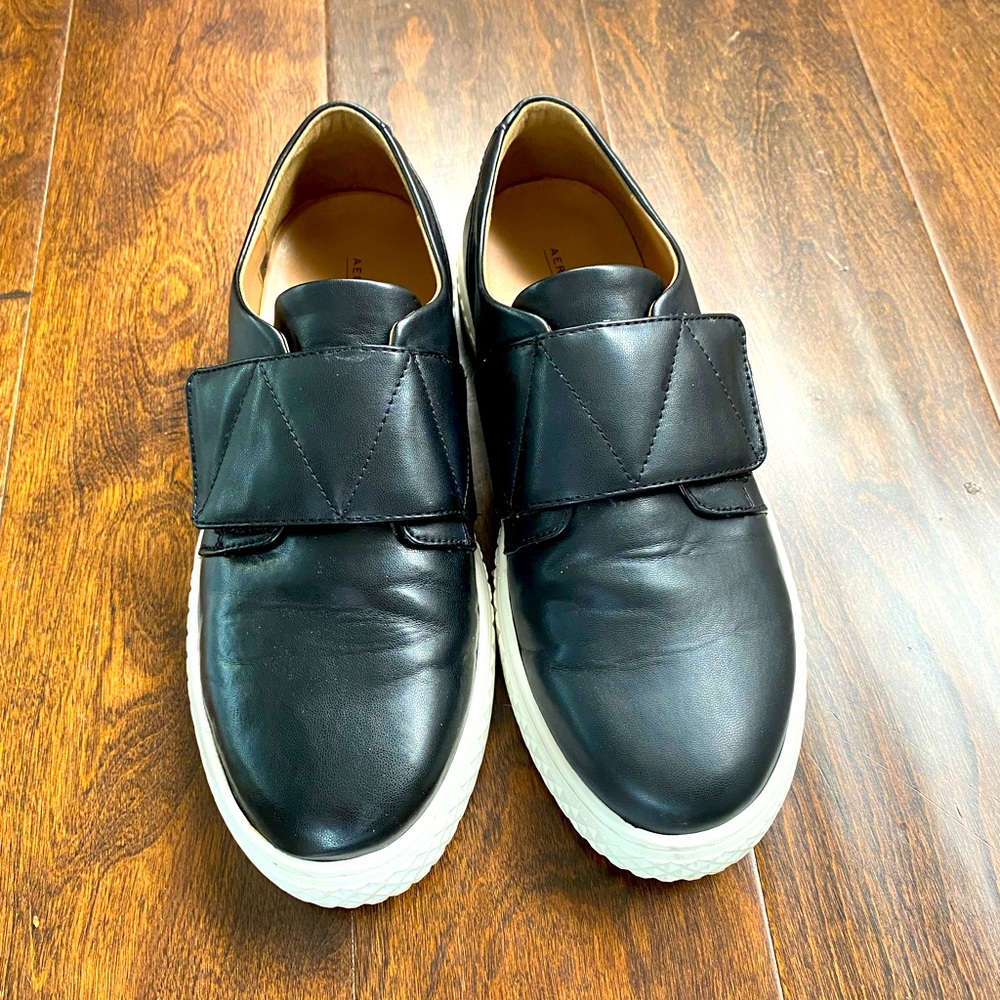 Aerosoles sneakers black